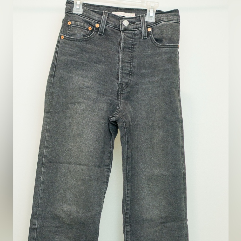 Levi's Black Rinse Ribcage Straight Ankle Jeans size 25